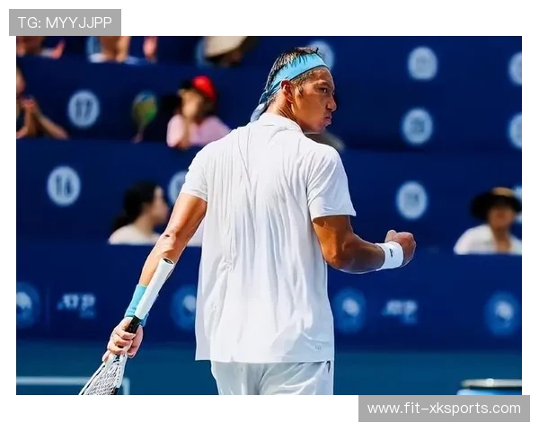 网球选手逆风状态中连追六分反杀